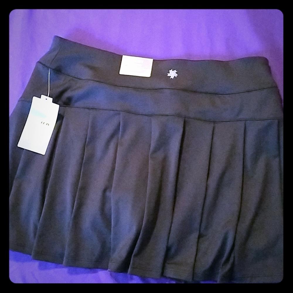 Women's Tek Gear skort